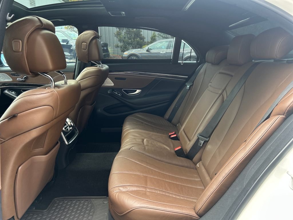 Used 2017  Mercedes-Benz S 550 image 12