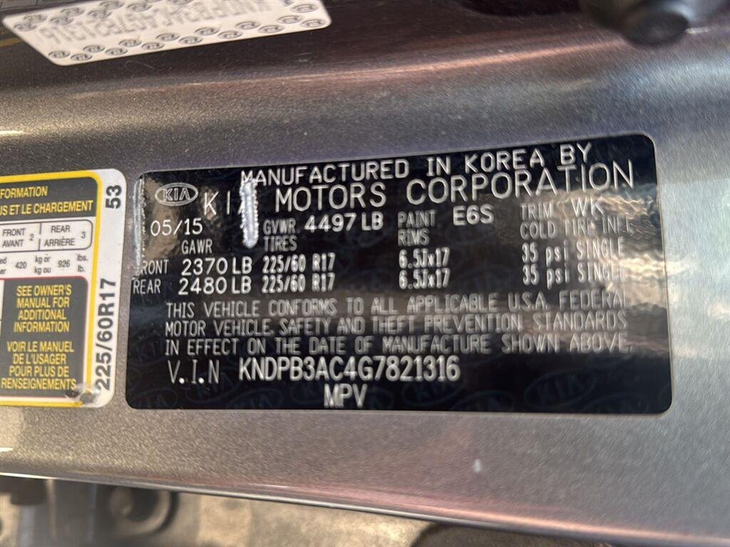 Used 2016 Mineral Silver Kia LX image 7