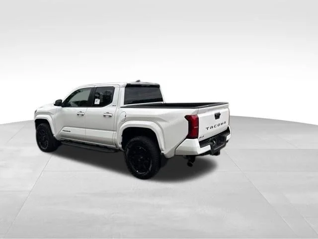 New 2026 Ice Cap Toyota SR5 image 3