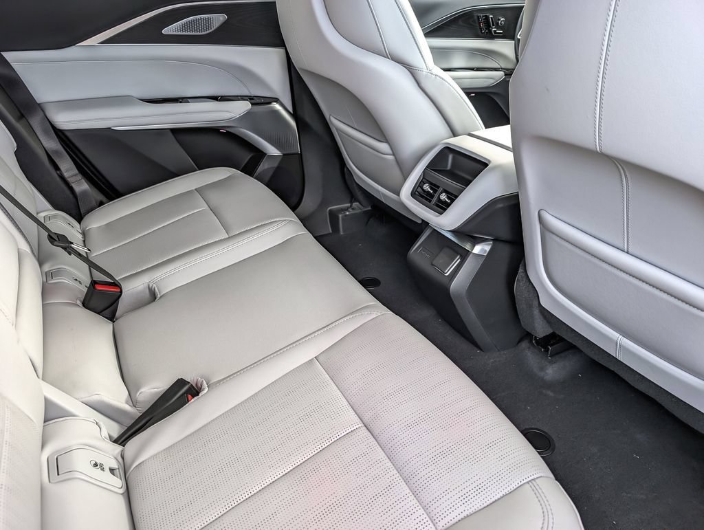 2026 Cadillac LYRIQ Premium Luxury - Photo 20