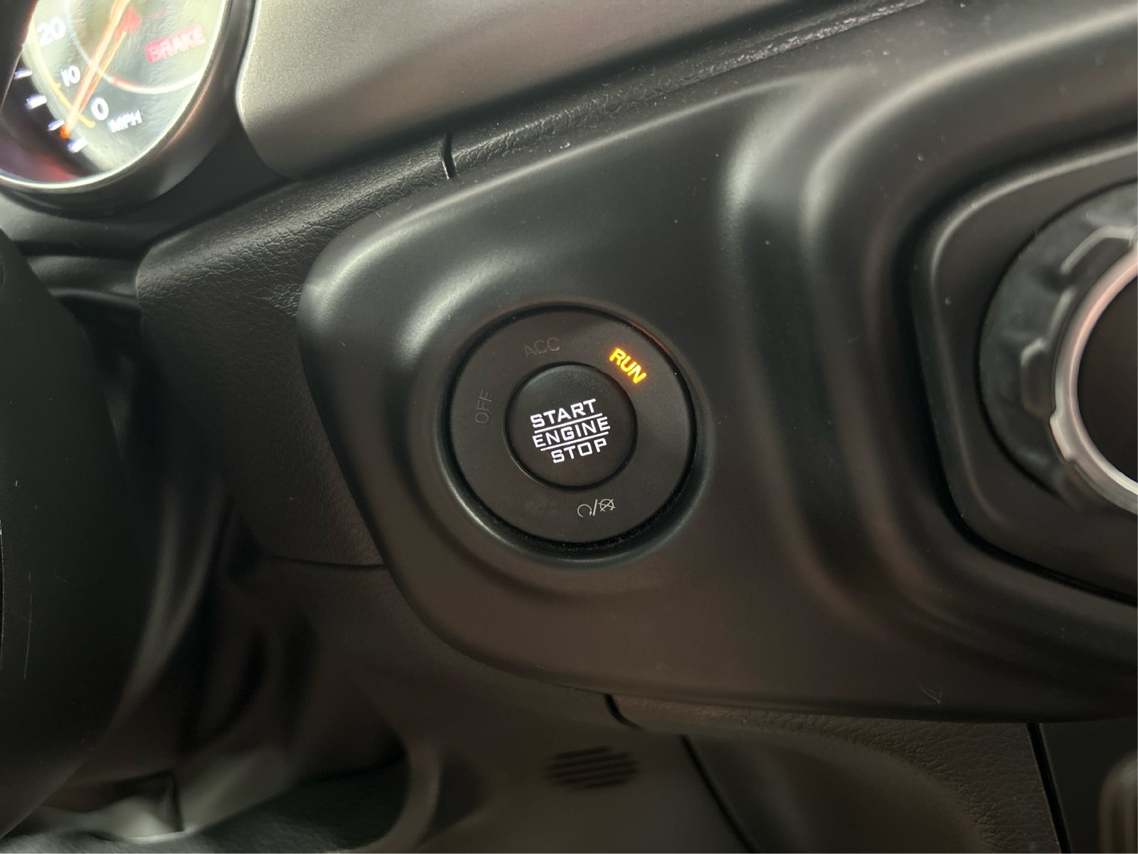 Used 2022 White Jeep Unlimited Willys image 27