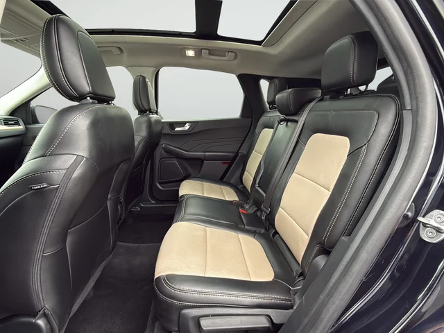 Used 2021 Blue Ford Titanium image 26