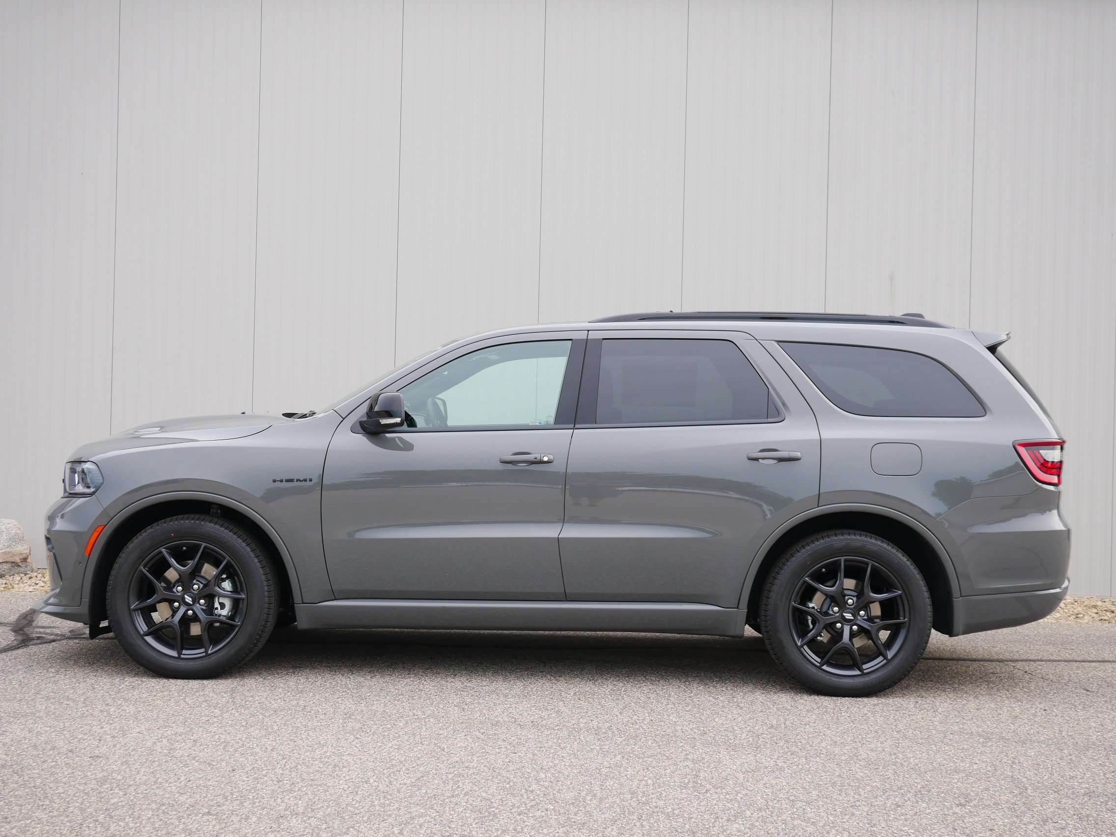 New 2026 Destroyer Gray Clear-Coat Exterior Paint Dodge GT Plus HEMI V8 image 2