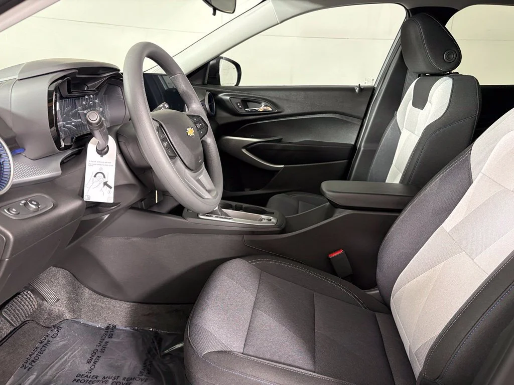 2026 Chevrolet Trax LS - Photo 25