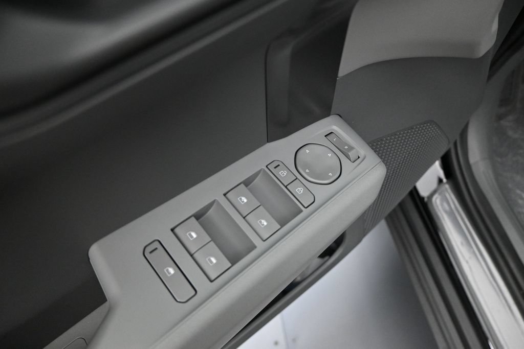 New 2027 Aurora Black Pearl Kia Wind image 6