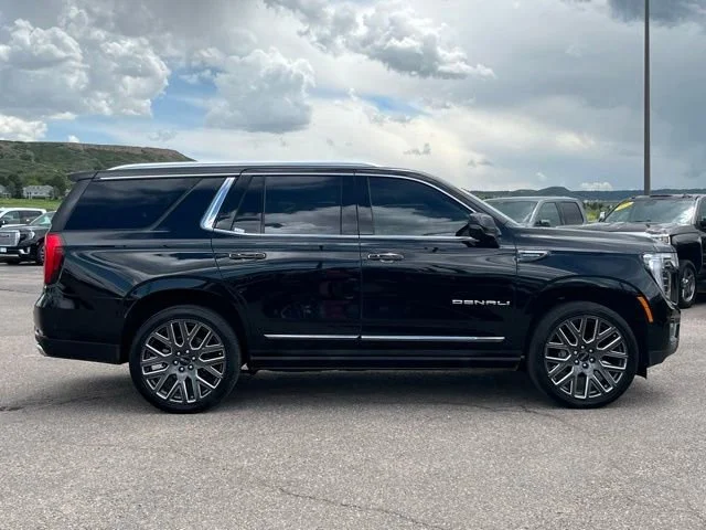 Used 2026 Onyx Black GMC Denali Ultimate image 6