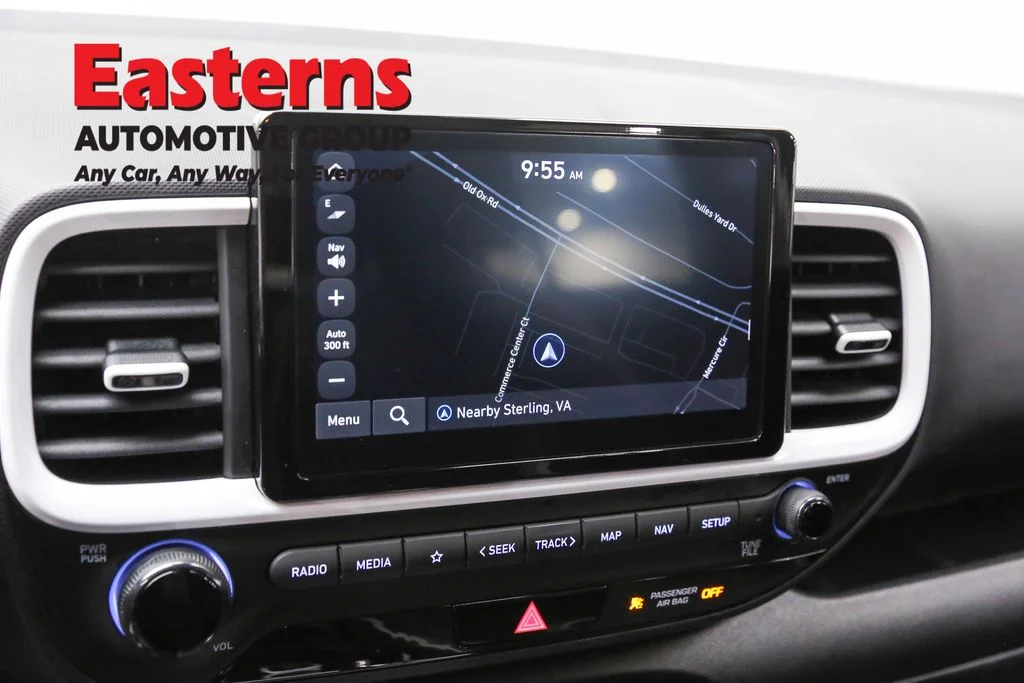 Used 2023 Red Hyundai Limited image 19
