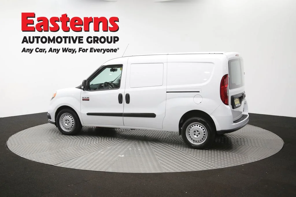 Used 2022 White Ram Base image 61