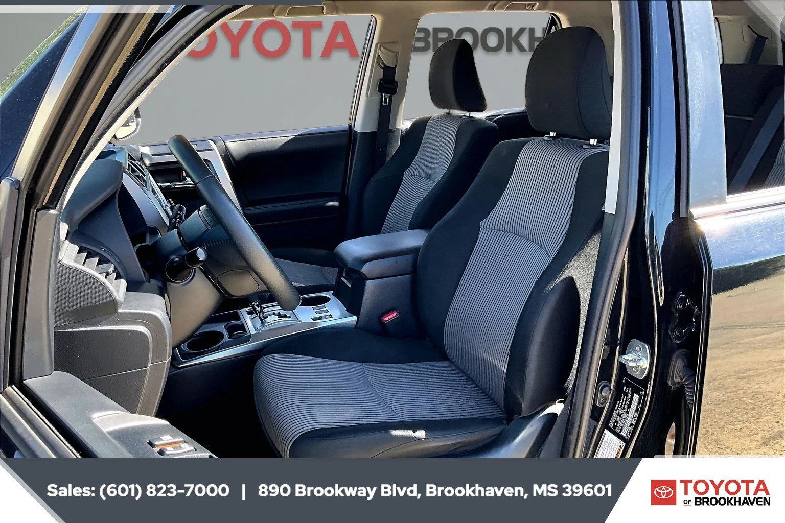 Used 2024 Midnight Black Metallic Toyota SR5 image 18