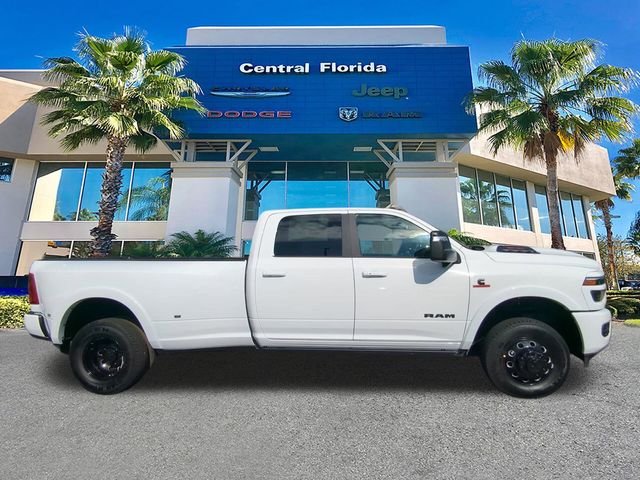New 2026 Bright White Clearcoat RAM Limited image 4