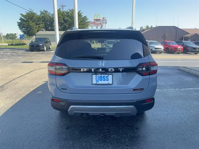 New 2026 Sonic Gray Pearl Honda TrailSport image 6