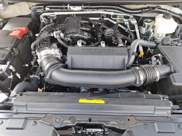 New 2027 Glacier White Nissan Crew Cab SV image 21