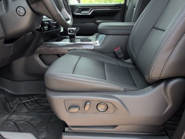 2026 Chevrolet Silverado 1500 LTZ - Photo 11