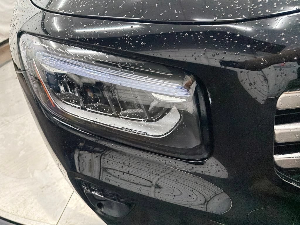 New 2026 Night Black Mercedes-Benz GLB 250 image 44