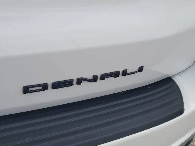 Used 2024 White GMC Denali image 11