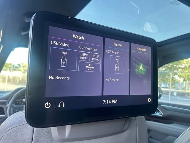 Used 2021 White GMC SLT image 21