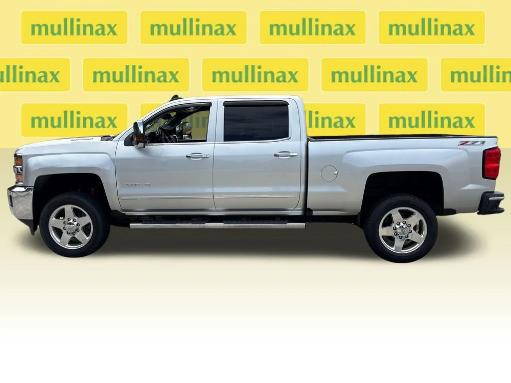 Used 2015 Silver Chevrolet LTZ image 18