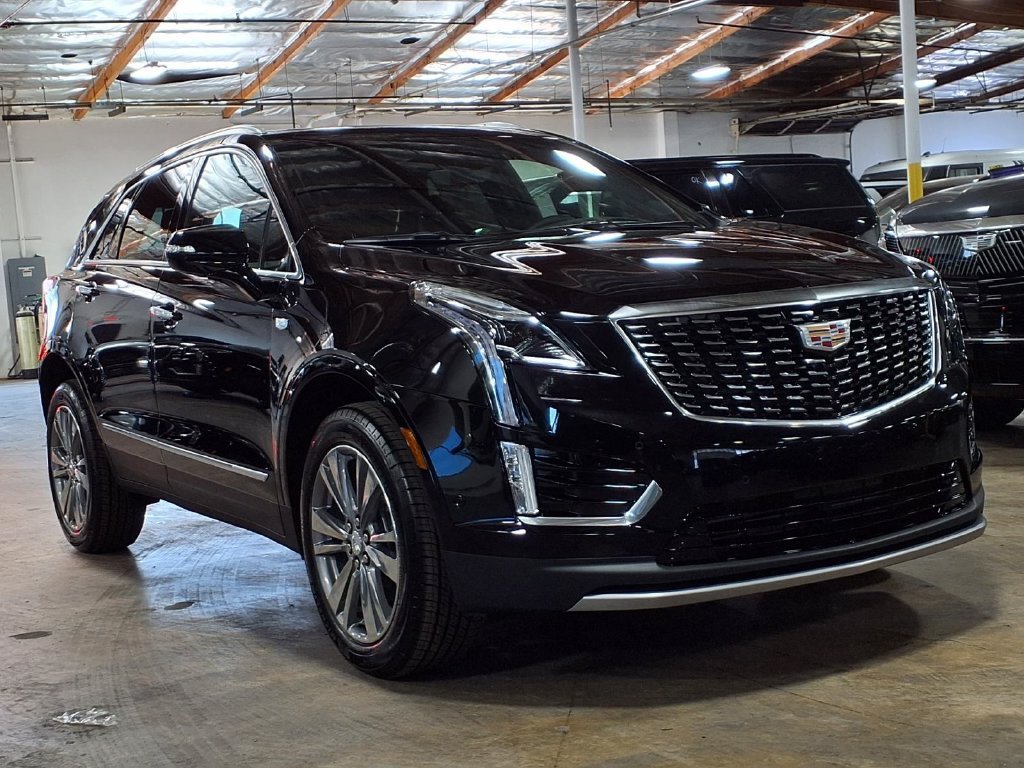 2026 Cadillac XT5 Premium Luxury - Photo 3