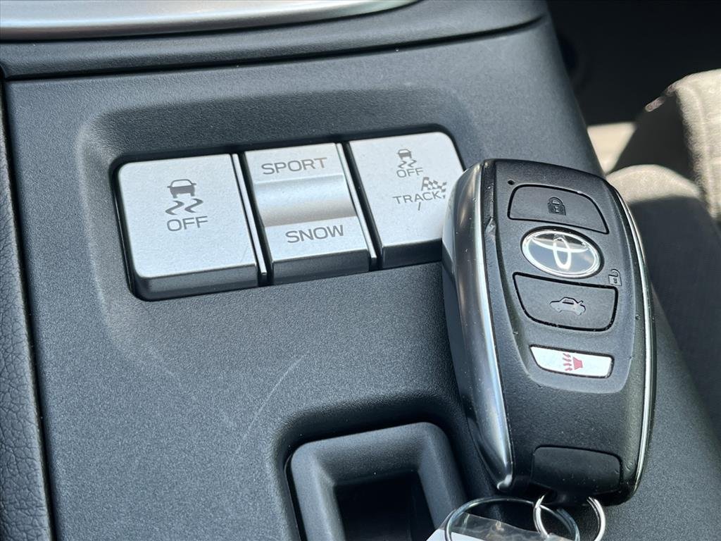 Used 2023 Raven Toyota Base image 17