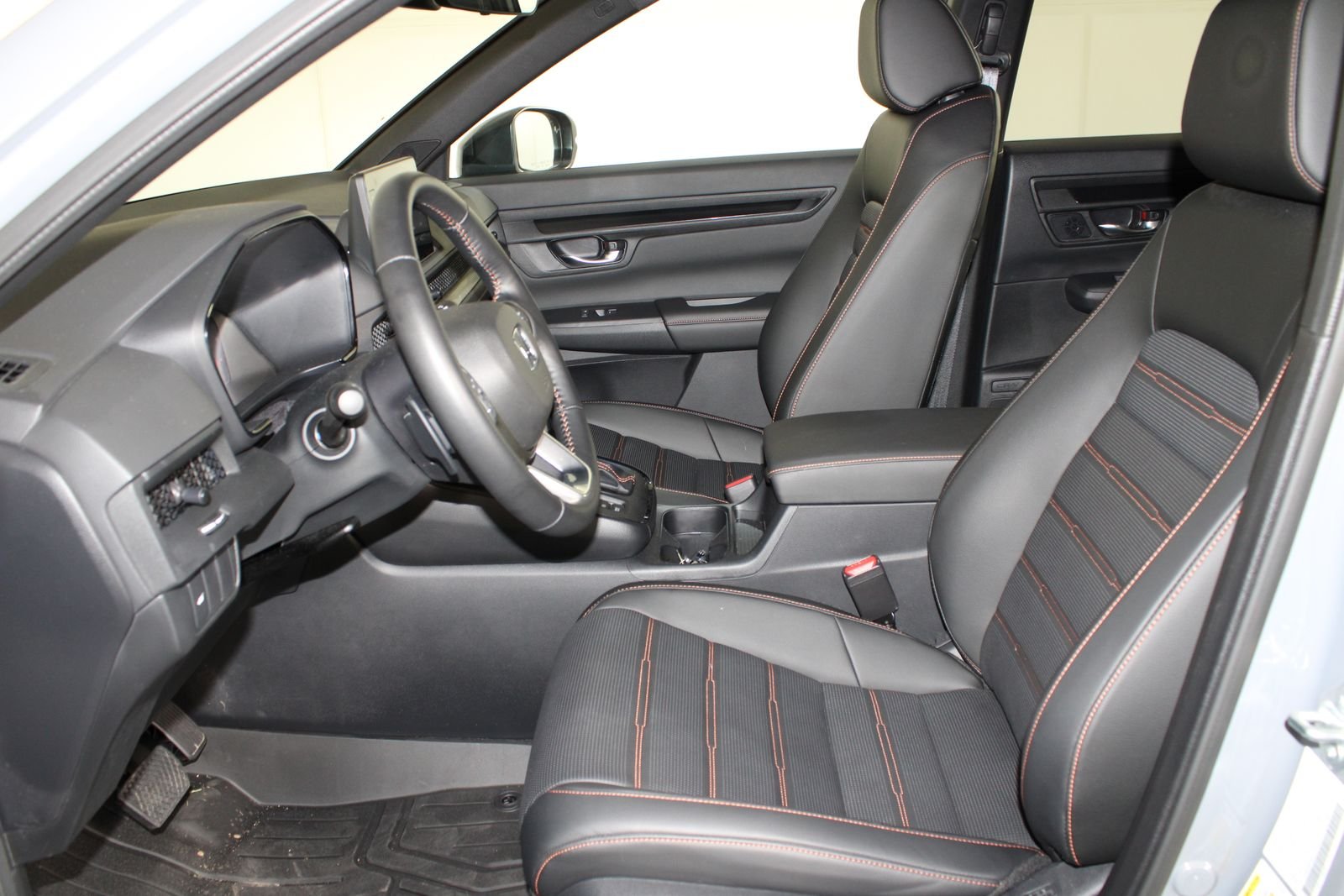 Used 2026 Gray Honda Sport-L image 10