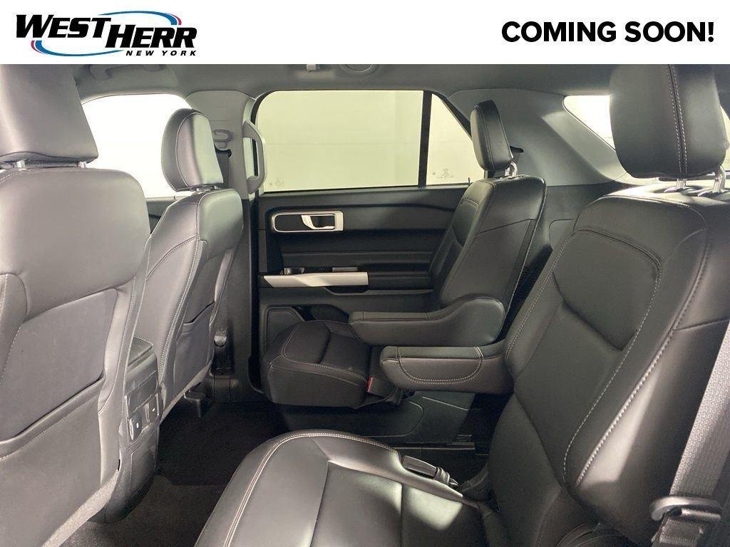 Used 2024 Silver Metallic Ford XLT image 18