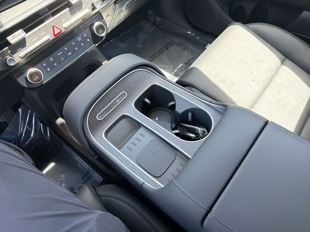 New 2026 Gray Hyundai SEL Premium FWD image 21