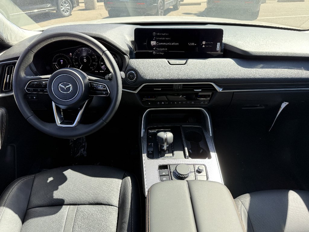 2025 Mazda CX-90 Preferred Package - Photo 21