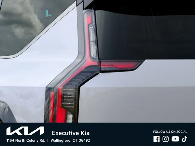 New 2026 White Kia Land image 11