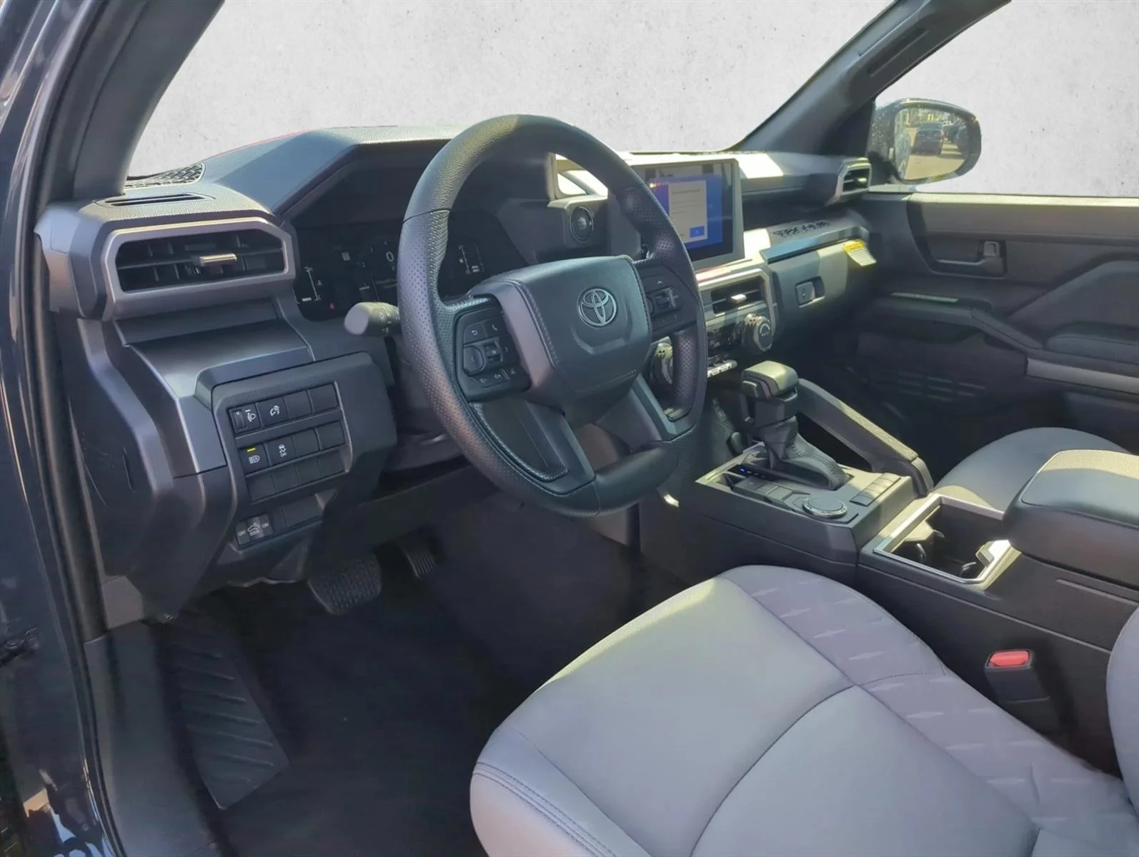 Used 2025 Underground Toyota SR5 image 14
