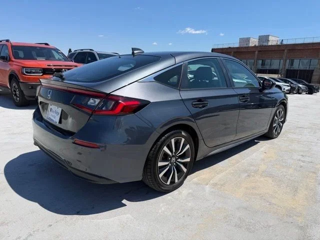 Used 2024 Gray Honda EX-L image 7