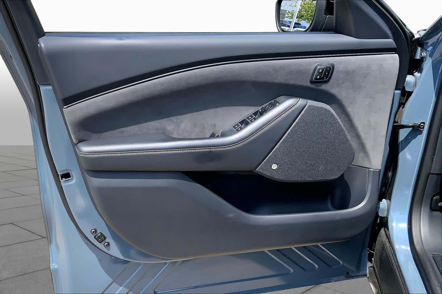 Used 2024 Vapor Blue Metallic Ford GT image 20