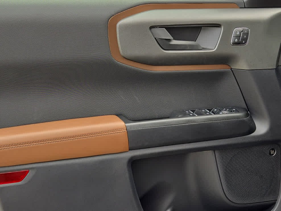 New 2026 Azure Gray Metallic Tri-Coat Ford Outer Banks® image 10