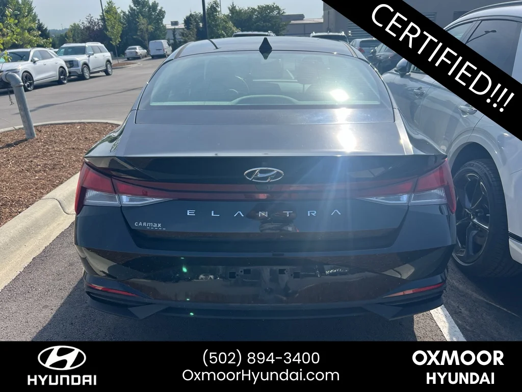 Used 2022 Phantom Black Hyundai SEL image 13