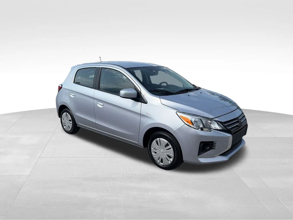 Used 2024 Silver Mitsubishi ES image 7