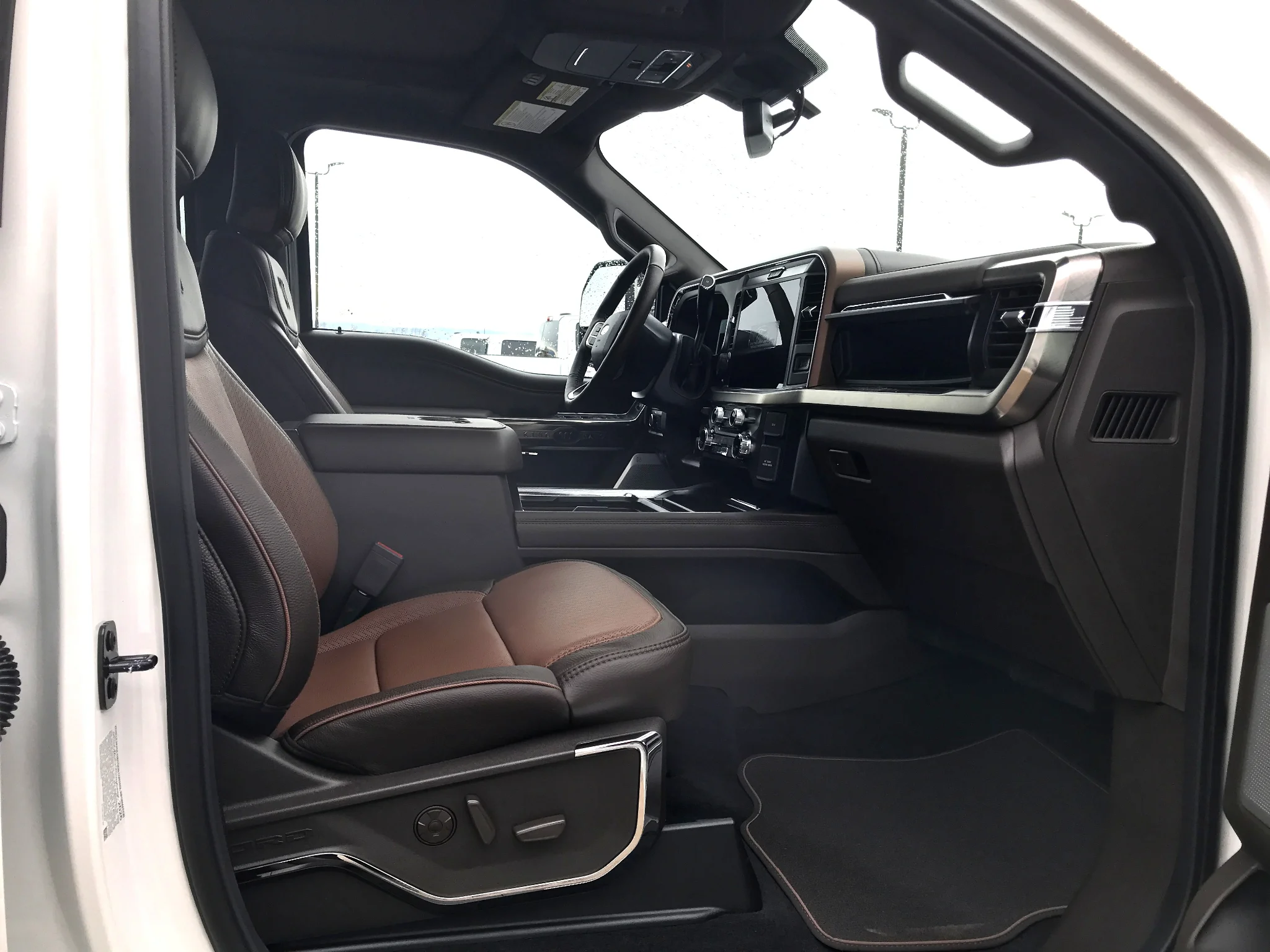 2026 Ford F-350 Super Duty King Ranch - Photo 13