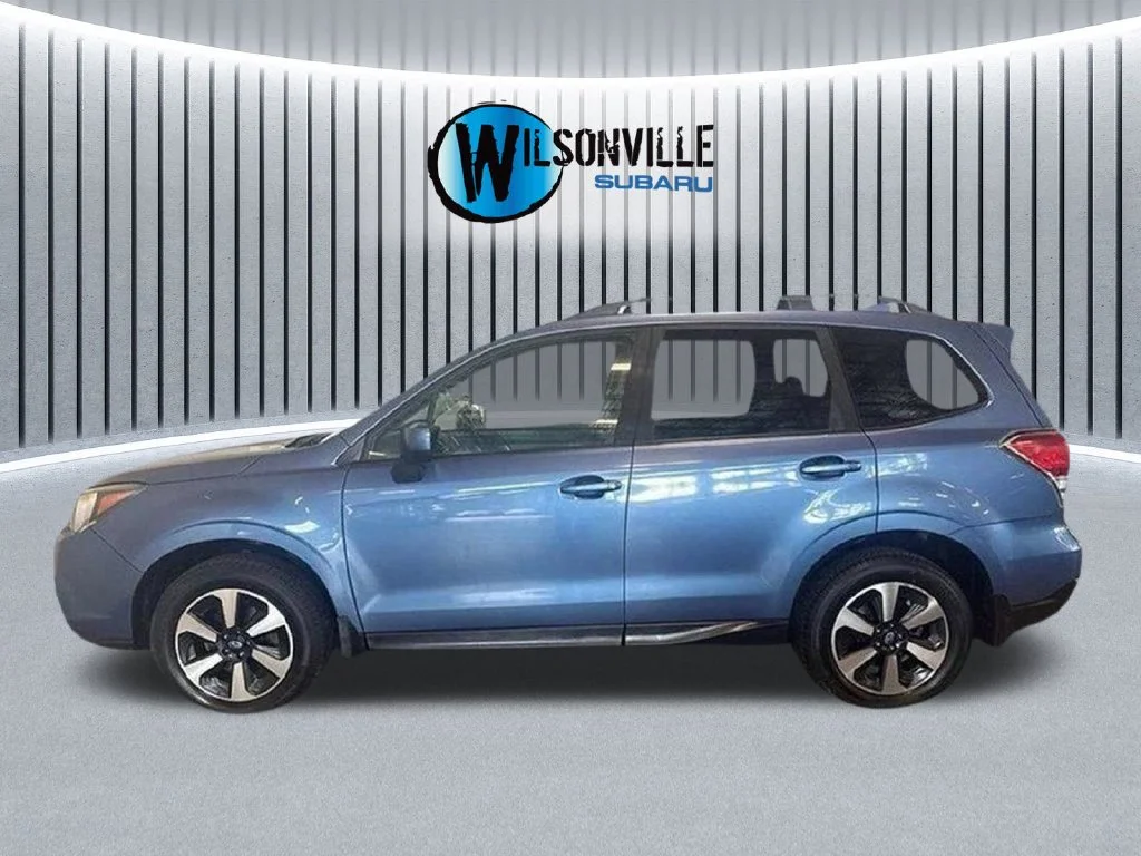 Used 2017 Blue Subaru 2.5i Premium image 15