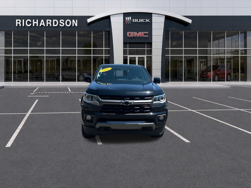 Used 2022 Black Chevrolet Z71 image 10