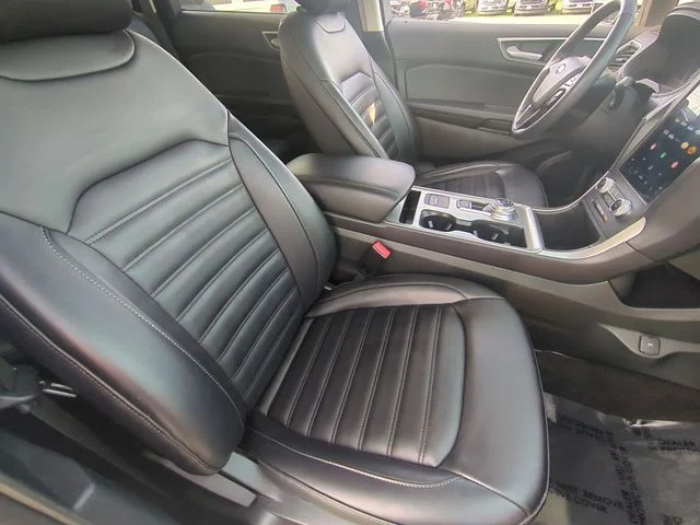 Used 2024 White Ford SEL image 34