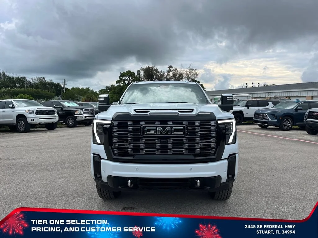 New 2026 Glacier White Tricoat GMC Denali Ultimate image 3