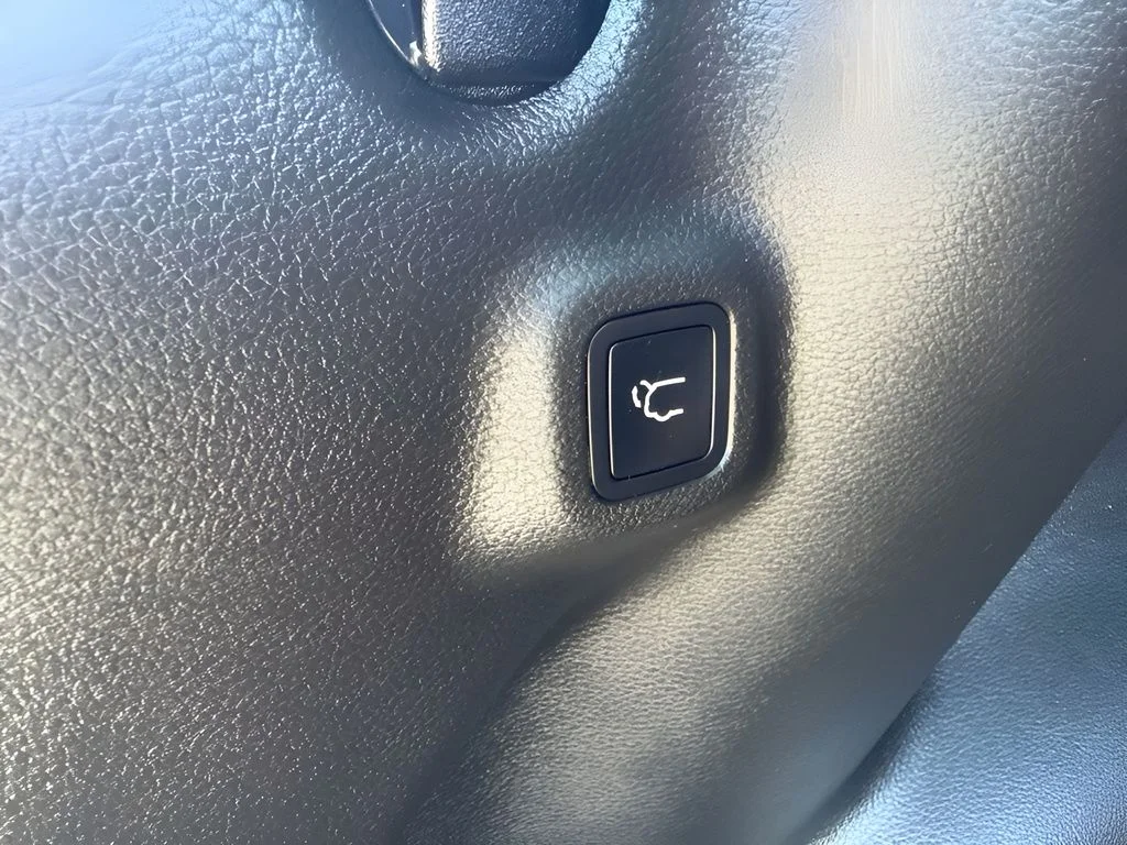 Used 2024 Black Jeep Limited image 25