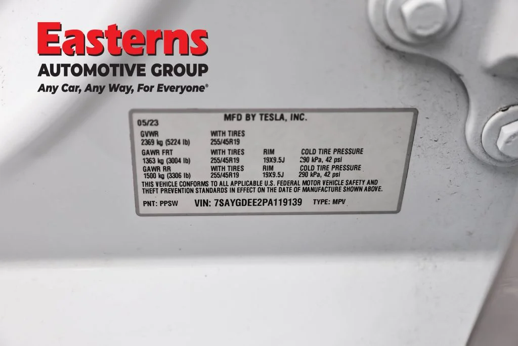 Used 2023 White Tesla Long Range image 30