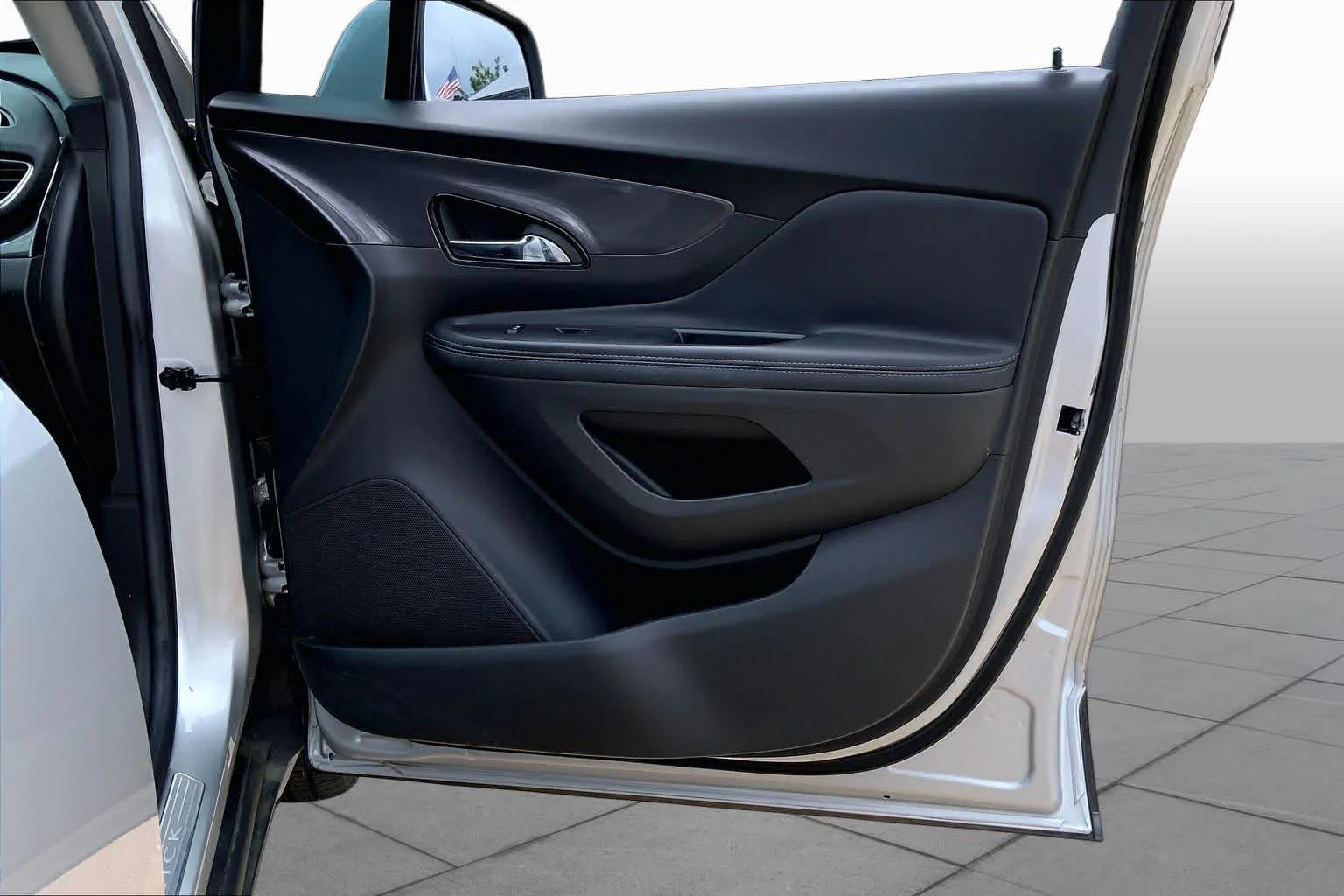 Used 2021 Includes (MDP) Anthracite lower exterior accent color, Paint code W598F. Buick Preferred image 21