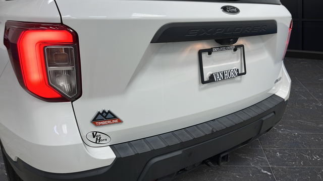 Used 2023 Star White Metallic Tri-Coat Ford Timberline image 41