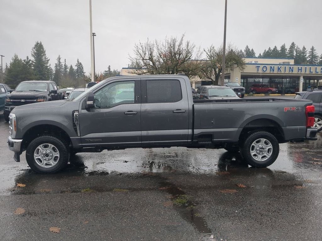 New 2026 Carbonized Gray Metallic Ford F-250® XLT image 35