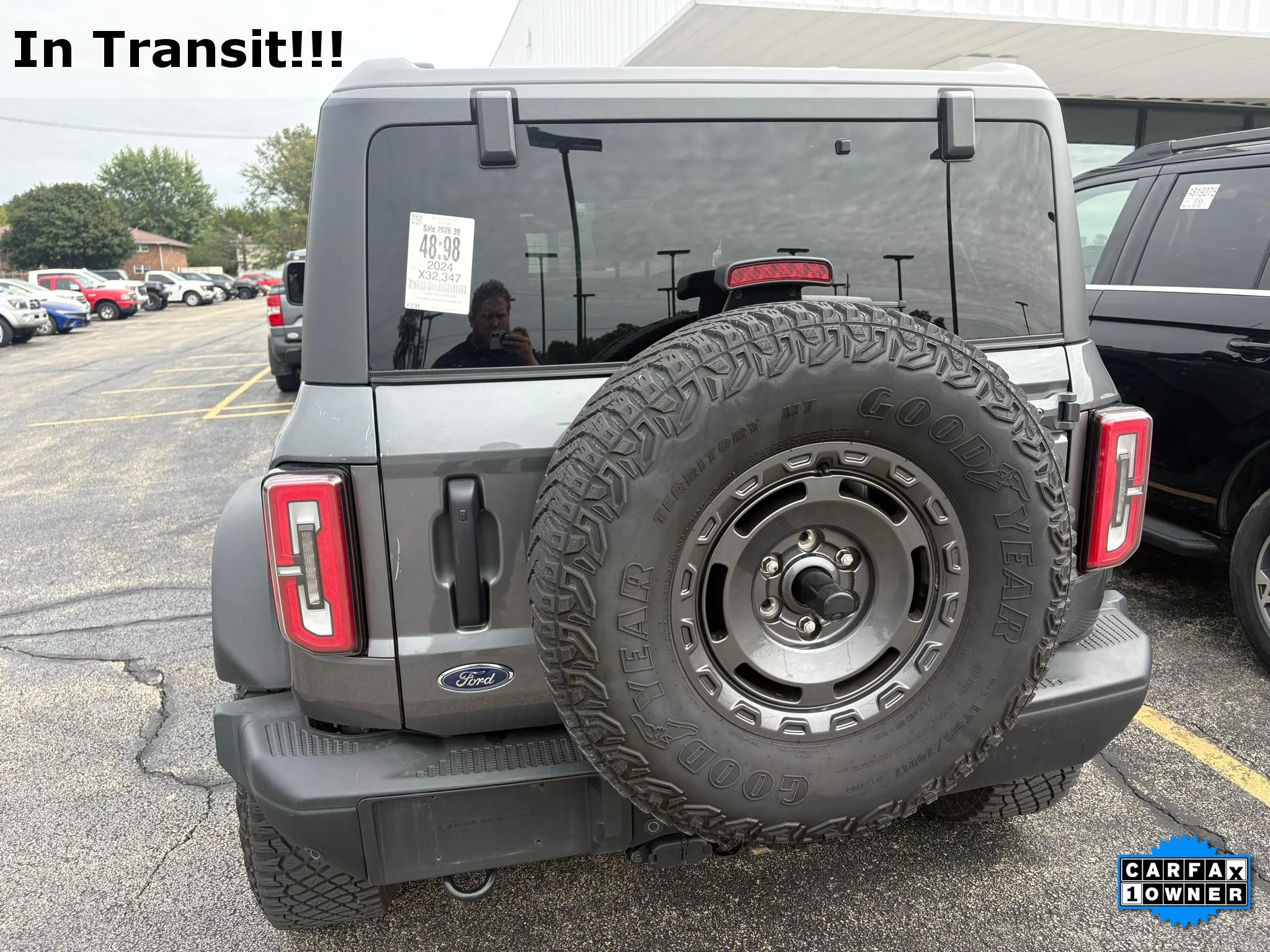 Used 2024 Gray Ford Everglades image 3