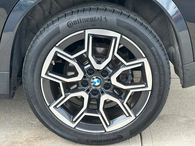Certified Used 2025 Black Sapphire Metallic BMW xDrive28i image 32