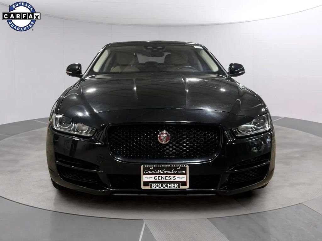 Used 2019  Jaguar 25t Prestige image 8