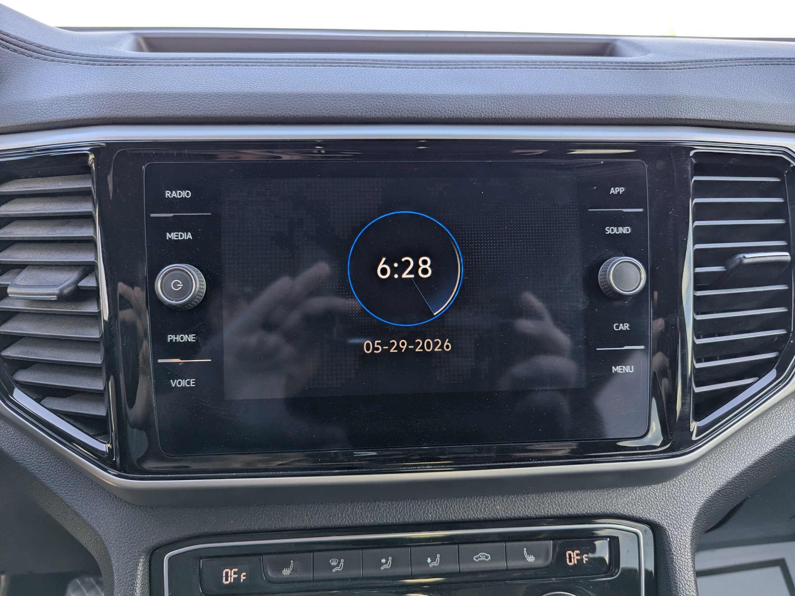 2023 Volkswagen Atlas Cross Sport SE w/Tech - Photo 20
