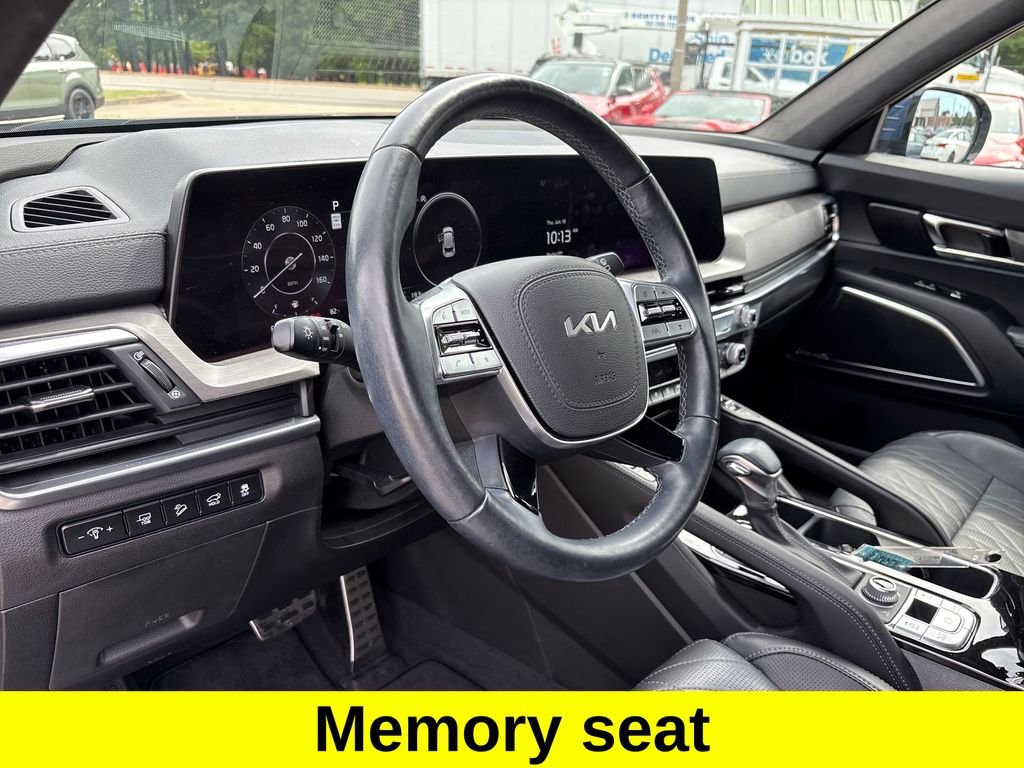 Used 2024 Black Kia SX-Prestige X-Pro image 23