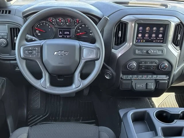 2026 Chevrolet Silverado 1500 Custom - Photo 13